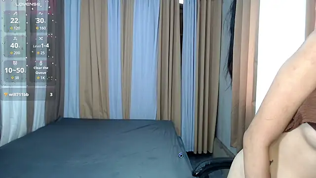 kourtneyluv  online show from September 25, 5:28 am