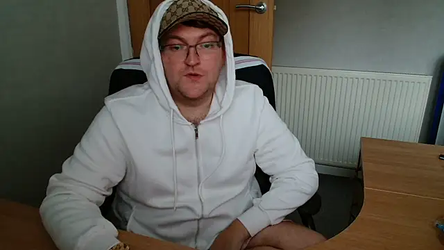 Gogglebois online show from October 17, 1:25 pm