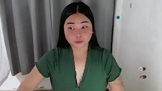 Yhana Slut online show from September 13, 2:47 pm