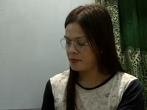 juicycum069 online show from September 26, 12:19 am