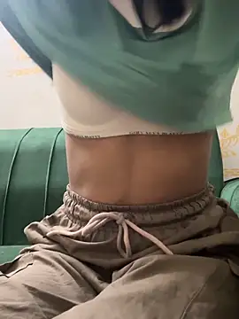 modelnishu online show from November 11, 5:32 pm