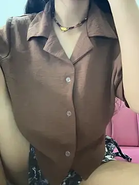 modelnishu online show from June 6, 5:14 am