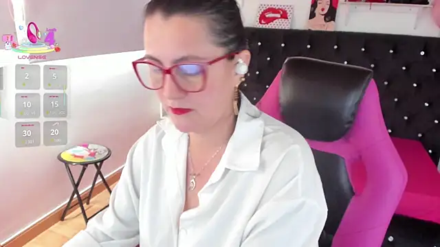 D Martii online show from September 9, 1:33 pm