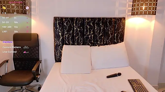 evvaa moon69 online show from January 14, 12:32 pm