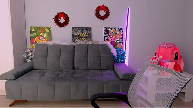 queenofthesense  online show from November 23, 10:17 am