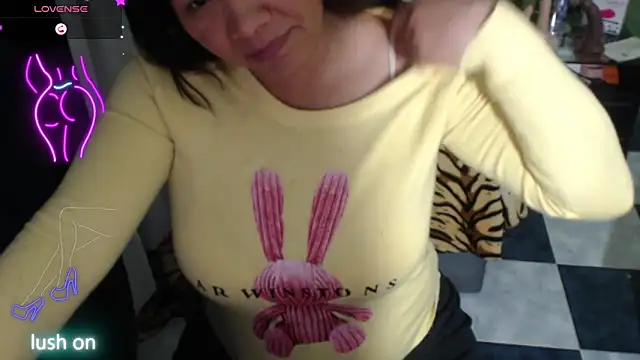 hiilarybrown online show from January 15, 3:56 am