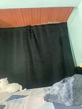 EVAH LEE  online show from September 19, 1:48 am