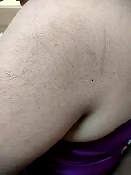 Snapshot of hotti-rashmi chatting on October 1, 6:46 pm hotti-rashmi online show from October 1, 6:46 pm