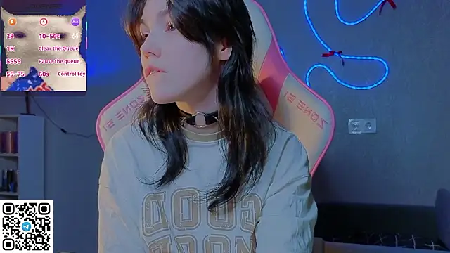 Sophie SkyAngel online show from January 31, 11:36 pm