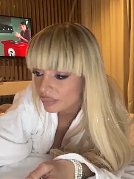 BOO D online show from October 4, 9:19 pm