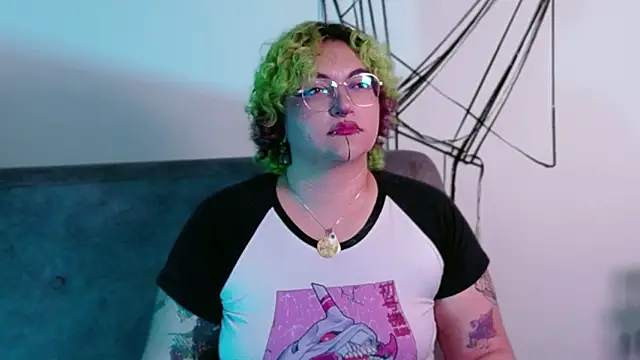 XxGreenGoodxX online show from March 25, 9:17 pm