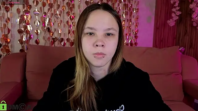 Lori Blossom online show from February 13, 9:11 am