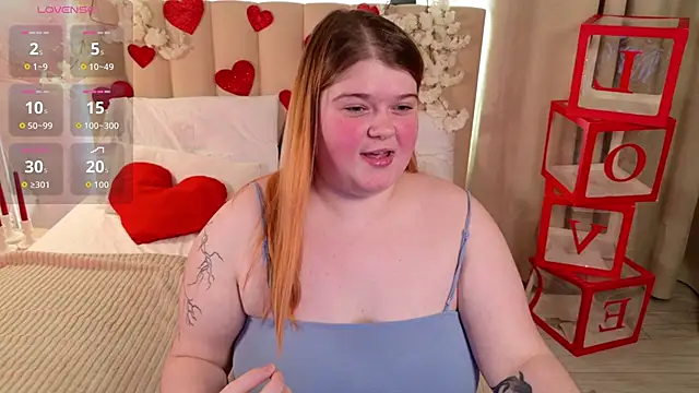 Mia Ray online show from February 17, 5:45 pm