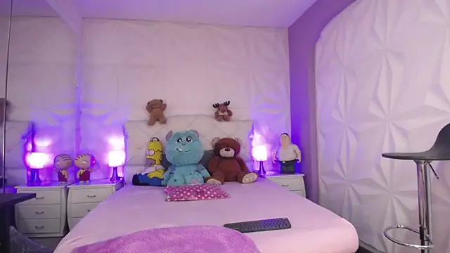 Cherrylionn online show from September 11, 11:43 am