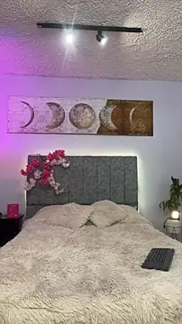 antonellastar24  online show from November 19, 9:15 pm