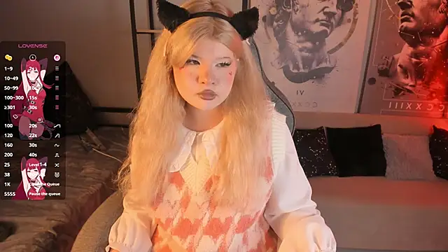 Snapshot of LilithNelson chatting on September 15, 8:38 pm LilithNelson online show from September 15, 8:38 pm