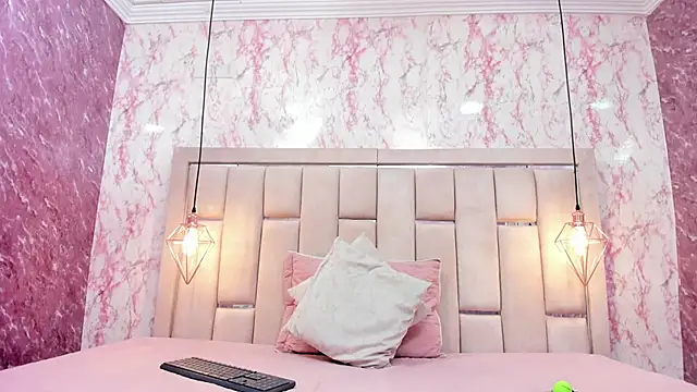 WILD FIREE  online show from December 2, 8:11 pm