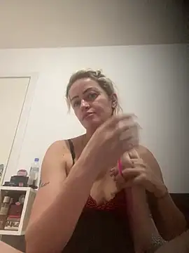 Alerquinasc online show from December 13, 11:43 pm