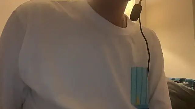prettyykitty22 online show from July 29, 1:38 am