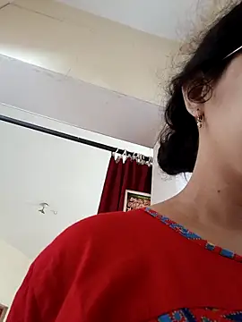 Snapshot of thanusi_2 chatting on September 17, 8:45 am thanusi 2 online show from September 17, 8:45 am
