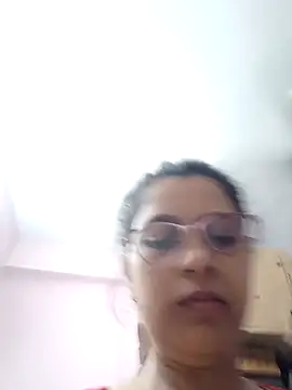 Snapshot of thanusi_2 chatting on September 8, 3:55 pm thanusi 2 online show from September 8, 3:55 pm