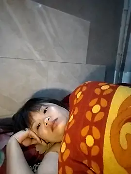 LinhNa999 online show from December 22, 1:20 am