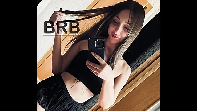 sheillawood online show from November 18, 12:11 am