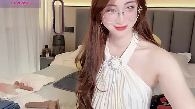 wuyueaini online show from June 30, 6:24 am
