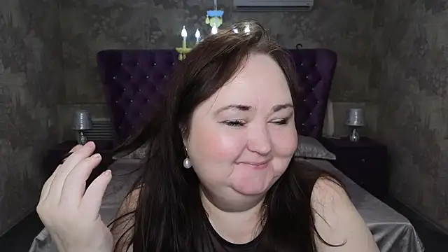 Eloisa Eliot online show from September 19, 2:16 pm