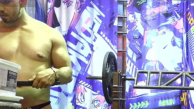 Liam forest  online show from April 13, 10:32 pm