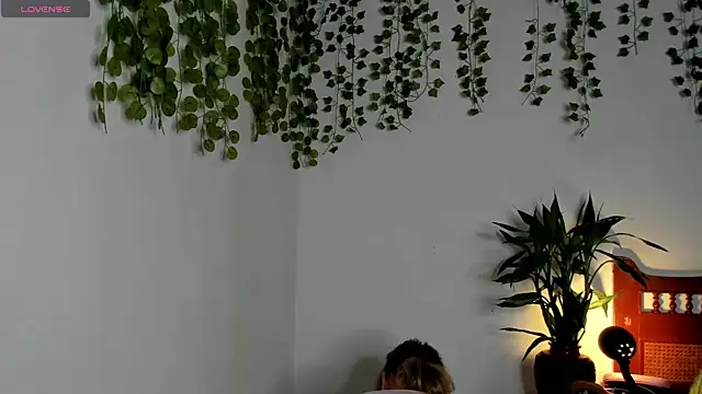 Ariana Spring online show from April 20, 2:47 am