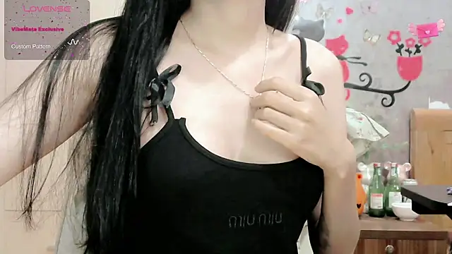Snapshot of Suken_1x chatting on September 22, 5:44 pm Suken 1x online show from September 22, 5:44 pm