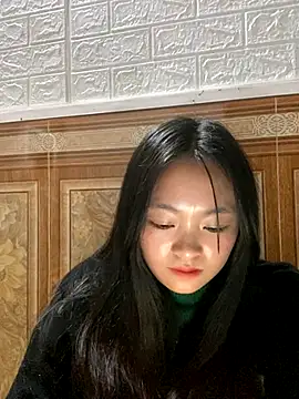 Julia-Elsa online show from November 2, 7:34 am