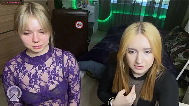 xxx sandra  online show from March 10, 3:05 pm