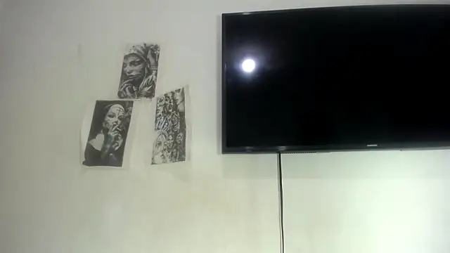 Foxy Lovex online show from March 6, 11:00 pm