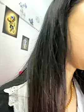 Snapshot of Sexlove_bb chatting on October 2, 1:43 am Sexlove bb online show from October 2, 1:43 am