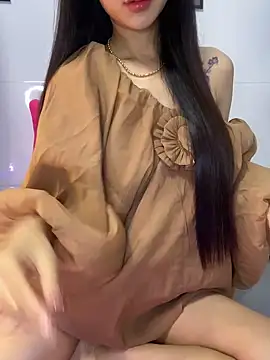 Snapshot of Sexlove_bb chatting on October 17, 8:34 pm Sexlove bb online show from October 17, 8:34 pm