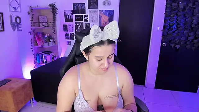 Lana Herondale online show from November 25, 9:11 am