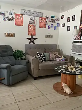 Purple2StayThnxx online show from March 19, 6:23 pm