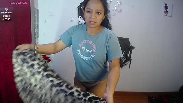 Sara cute92 online show from October 27, 5:36 am