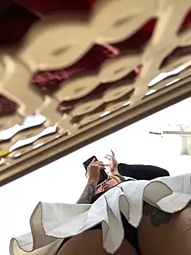 Sallem Pink online show from September 25, 9:12 pm