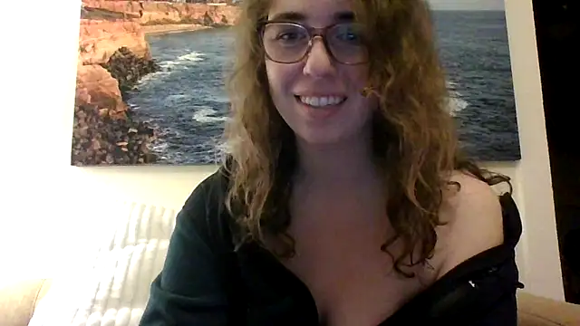 sweetsocalgirl online show from February 18, 3:49 am