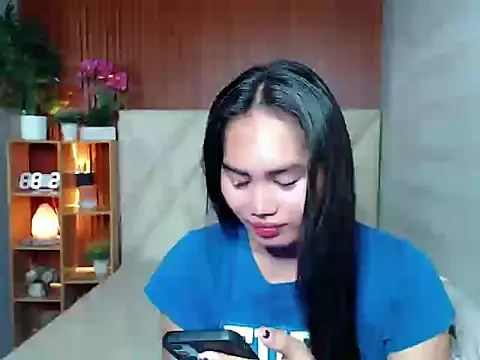 sluttyprincess0 online show from October 2, 10:59 pm