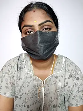 Snapshot of Tamil_Princess12 chatting on September 20, 11:41 am Tamil Princess12 online show from September 20, 11:41 am