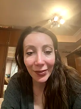 HellaryTourent online show from November 26, 8:54 pm