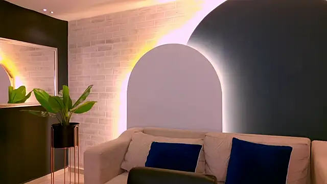 AgathaKondo  online show from November 14, 8:42 pm