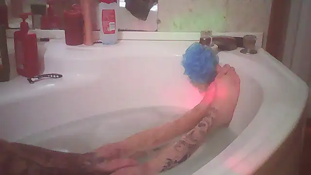 BonnienClyde5421 online show from February 22, 4:46 am