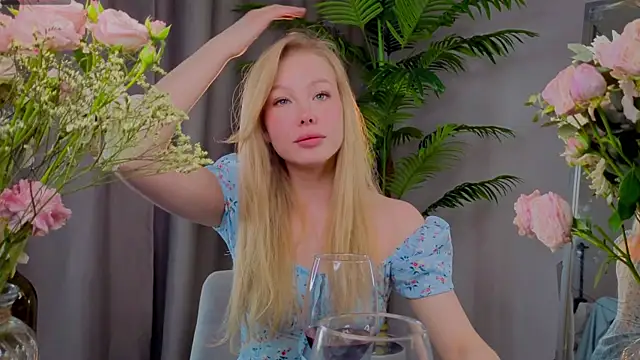 emilyshepar d online show from April 10, 6:30 am