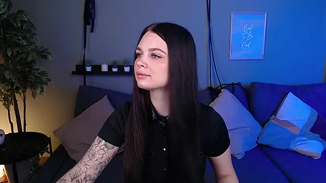 Michela Fruet online show from September 18, 1:04 am