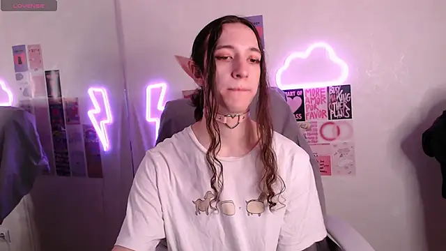 SilverMuse online show from February 12, 9:16 pm